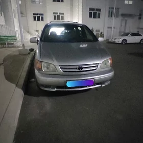 Toyota Sienna 2002