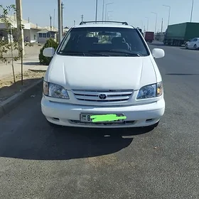 Toyota Sienna 2002