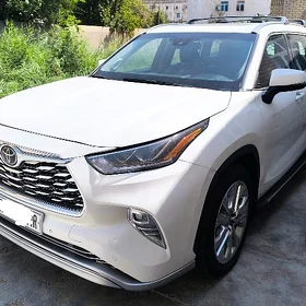 Toyota Highlander 2020