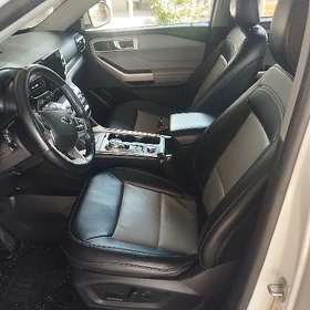 Ford Explorer 2021