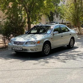 Toyota Camry 1999