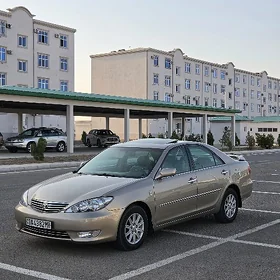 Toyota Camry 2005