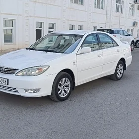 Toyota Camry 2004