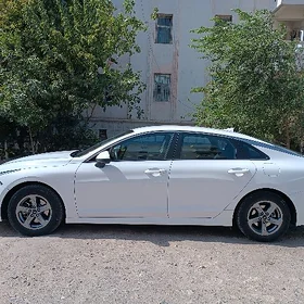 Kia K5 2021