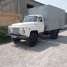 Gaz 52 1984