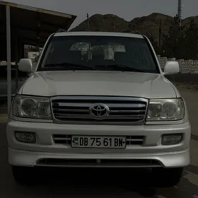 Toyota Land Cruiser 2000