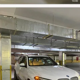 BMW X5 2021
