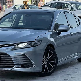 Toyota Camry 2021