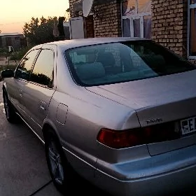 Toyota Camry 2001