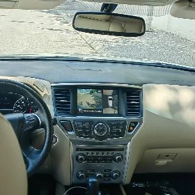 Nissan Pathfinder 2020