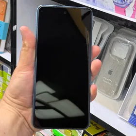 Tecno spark 20