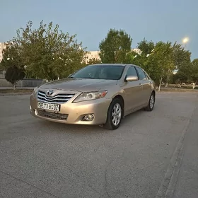 Toyota Camry 2010