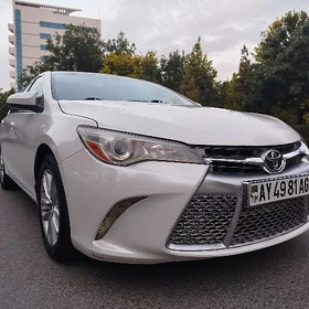 Toyota Camry 2016