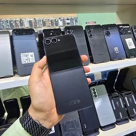 Galaxy Flip 7