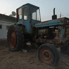 MTZ T-28 1990