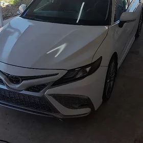 Toyota Camry 2023