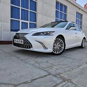 Lexus ES 350 2021