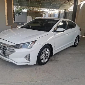 Hyundai Elantra 2020
