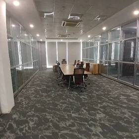 Arenda ofis 300 kw