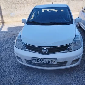 Nissan Versa 2010