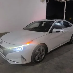 Hyundai Elantra 2021