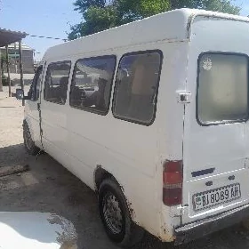 Ford Transit Connect 2009