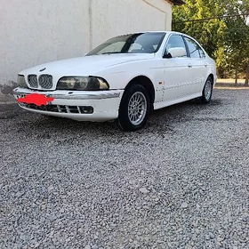 BMW E39 1999