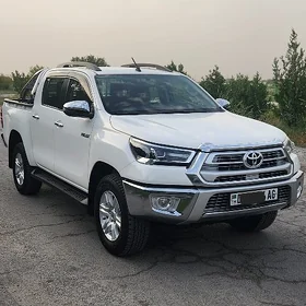 Toyota Hilux 2021