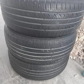 225 60 15 KRUSEER