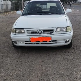 Opel Astra 1995