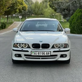 BMW E39 2001