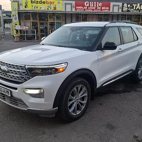 Ford Explorer 2022