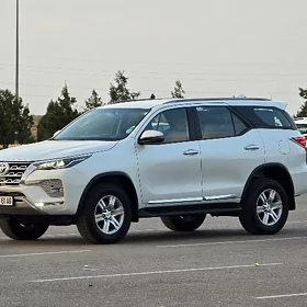 Toyota Fortuner 2025
