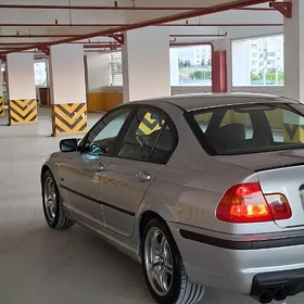 BMW 320 2000