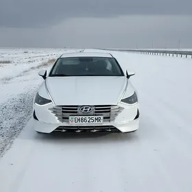 Hyundai Sonata 2021