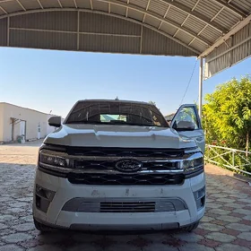 Ford Expedition 2022