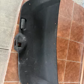 Kia Forte bagaž kece