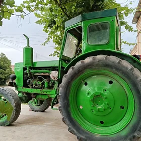 MTZ T-28 1990