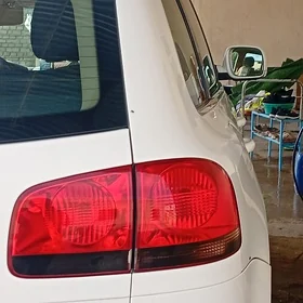 Volkswagen Touareg 2004