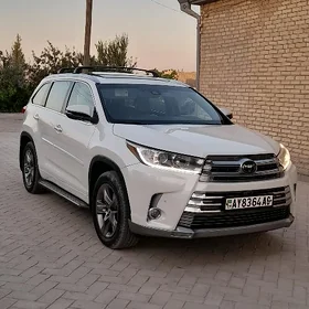 Toyota Highlander 2018