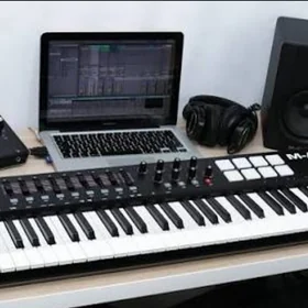 M audio oxygen mk4 61k MIDI