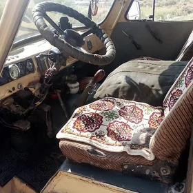 UAZ Profi 1999
