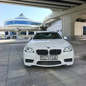 BMW F10 M5 2011