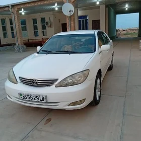 Toyota Camry 2004