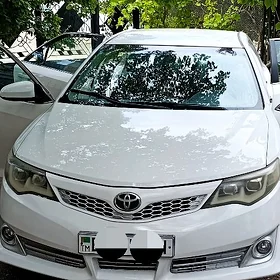Toyota Camry 2013