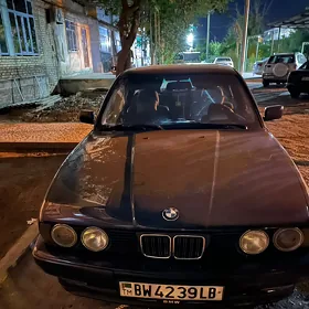 BMW 525 1990