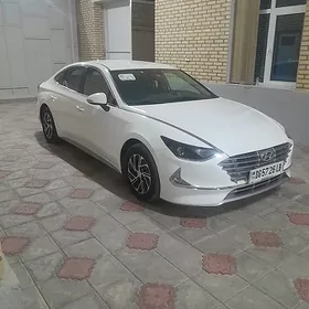 Hyundai Sonata Hybrid 2021