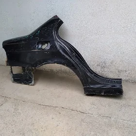BMW E39 yzky krelo