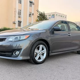 Toyota Camry 2013
