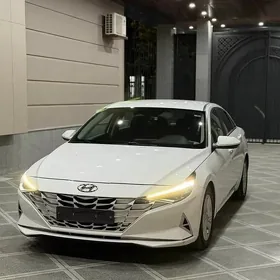 Hyundai Elantra 2021